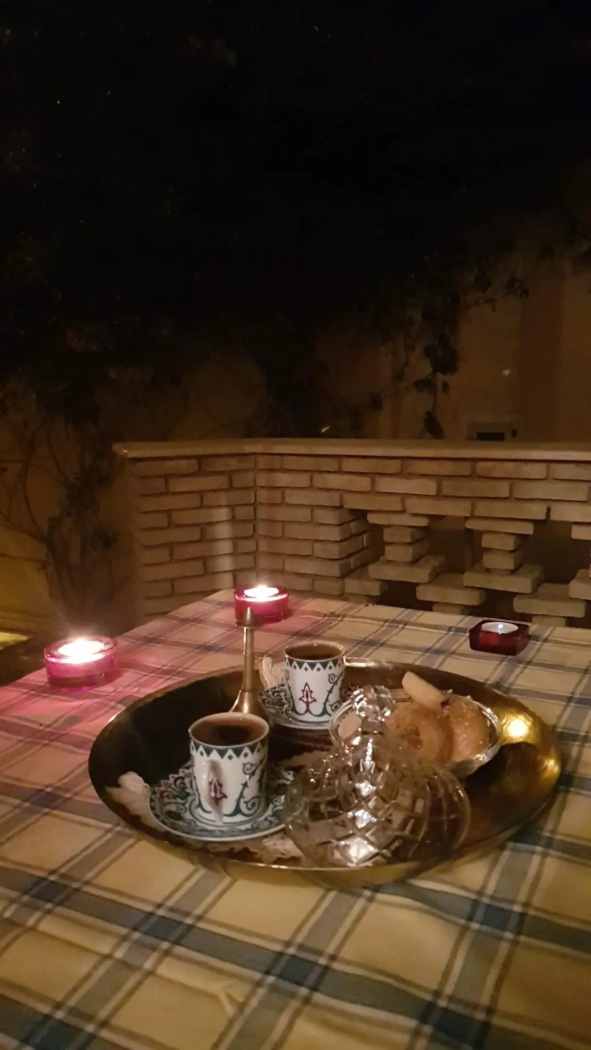 café turc au jardin la nyuit